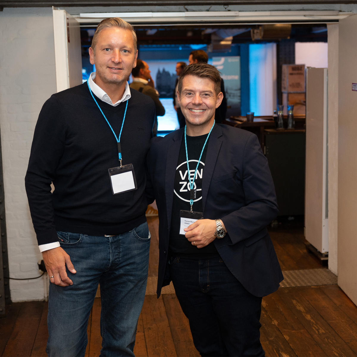 Friendly contact between partners: Christian Link, Head of Microsoft at q.beyond (left) with our guest speaker Thomas Martinsen, Microsoft Regional Director & AI MVP. Picture: &copy; joerg boeh photography.