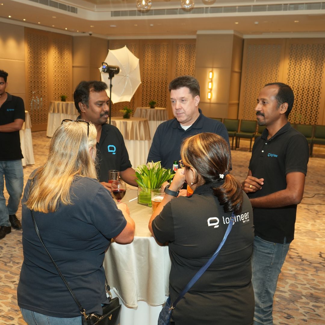 logineer CEO Pascal Eggert visited the logineer site in Chennai/India accompanied by other executives. Picture: &copy; q.beyond logineer GmbH